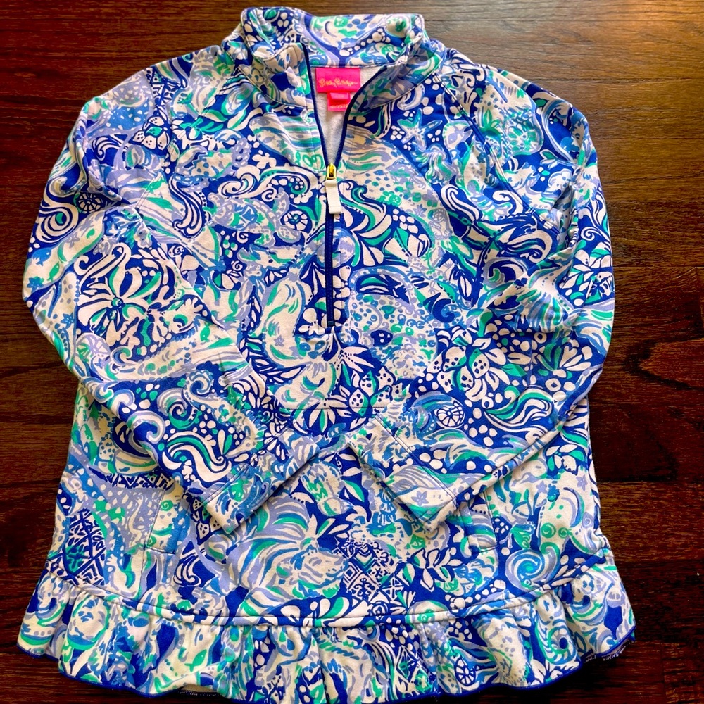 Lilly Pulitzer barely worn (maybe never worn) size L girls (8/10) pull over